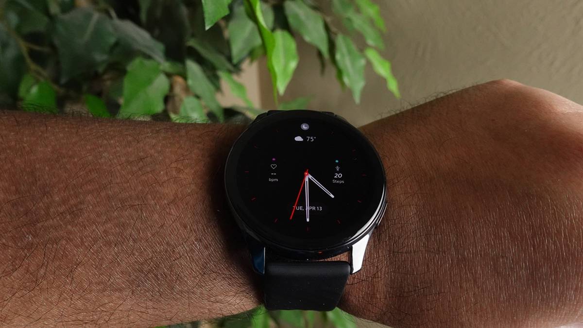 OnePlus Watch's first update promises several improvements