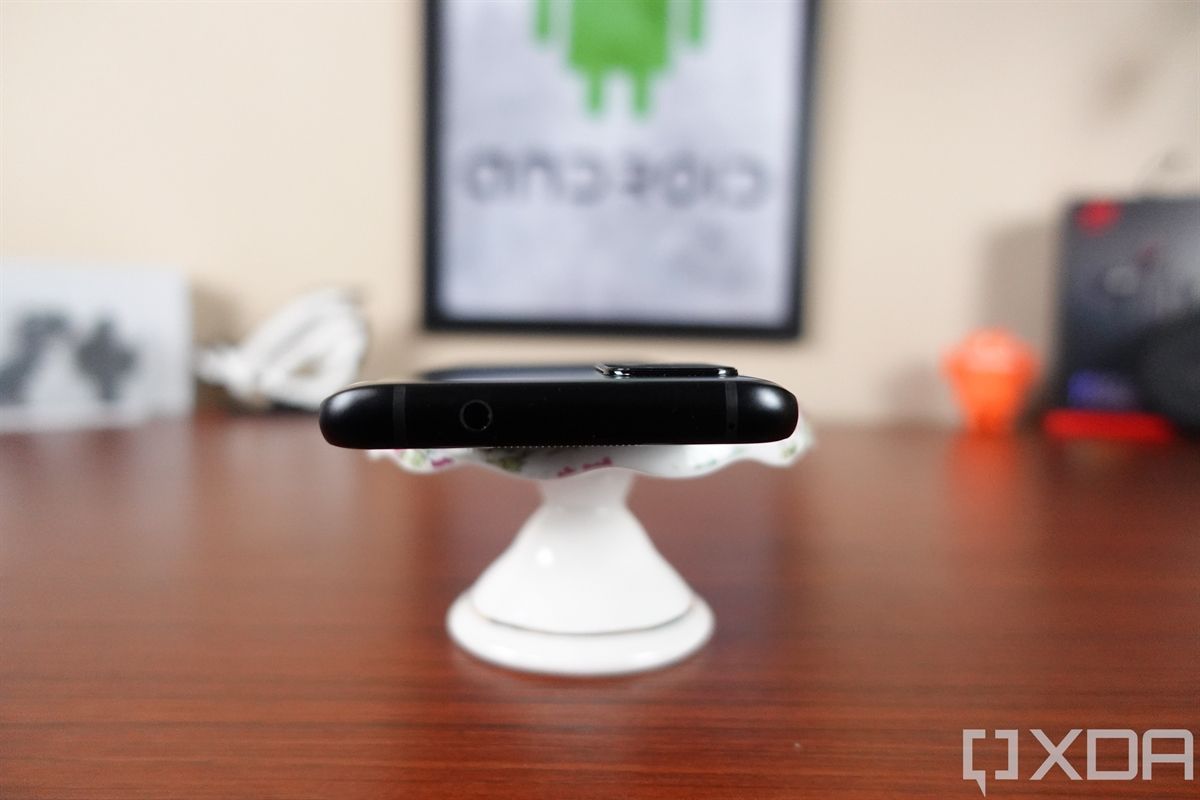 A top view of the ASUS ZenFone 8