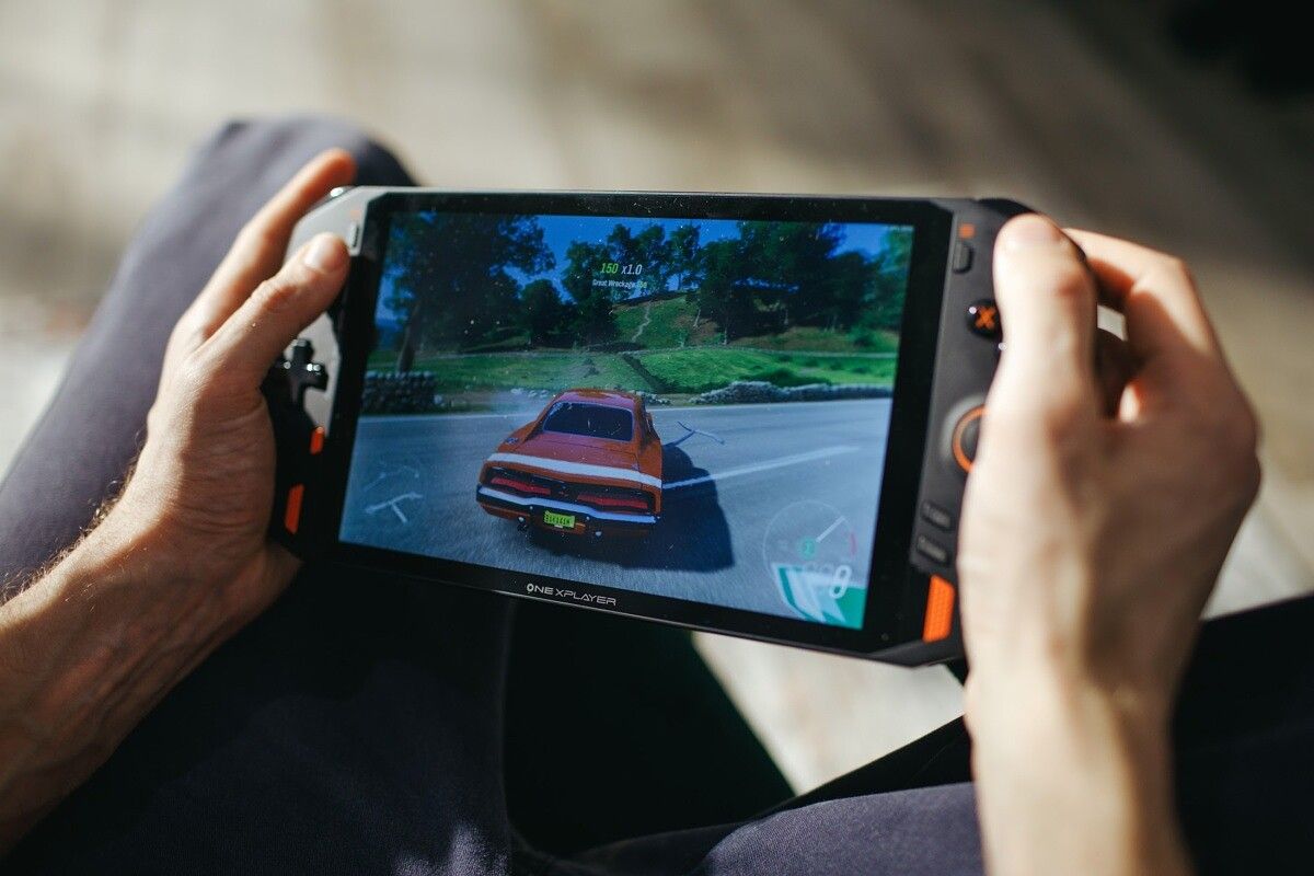 The One XPlayer is an 8.4-inch PC that promises to be a gaming console