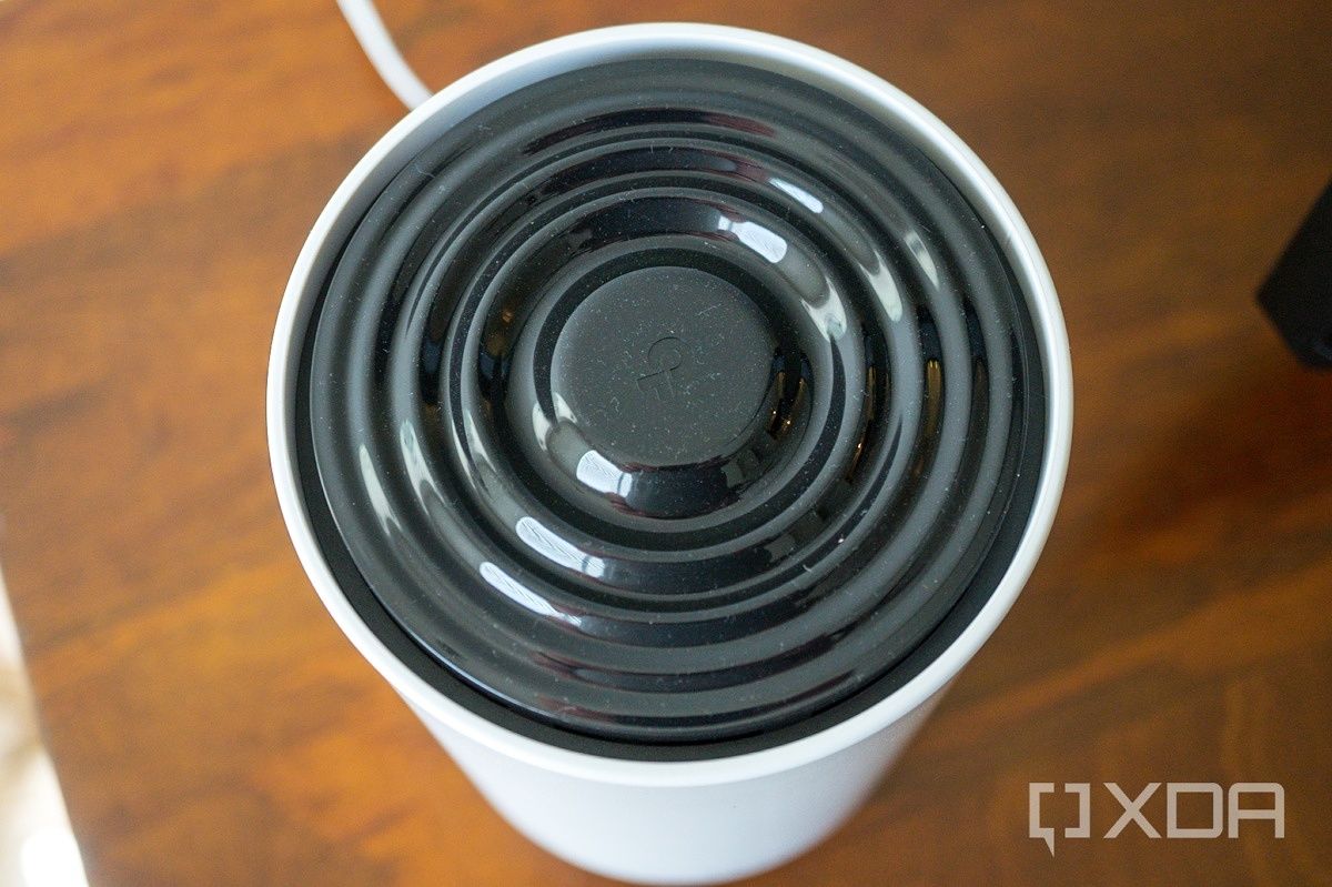 The top of the TP-Link Deco X68