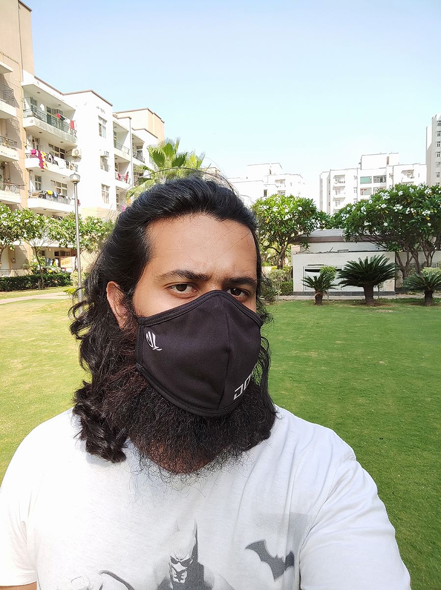 Xiaomi MI 11X Selfie with park and trees in background