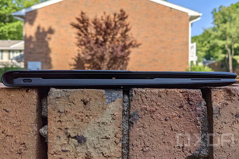 Side view of HP Elite Folio showing USB port