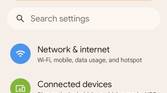 Android 12 Beta 2 showing the duration of the call in the status bar