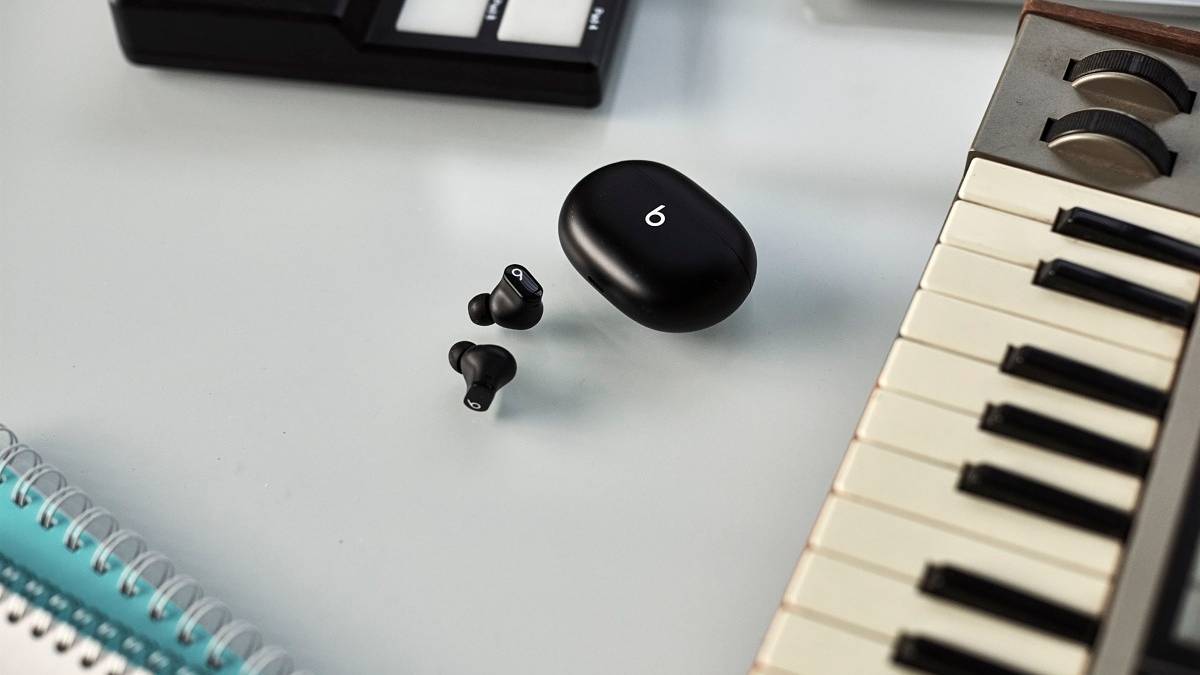 Beats Studio Buds in black on a table
