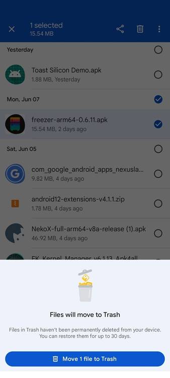 Trashing a file in Files by Google