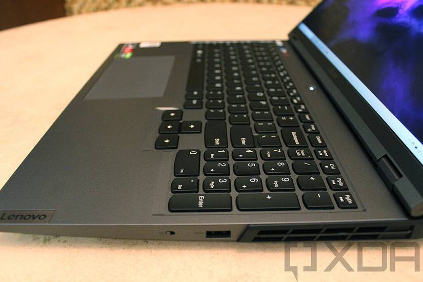 Angled view of 1.5mm keys on keyboard