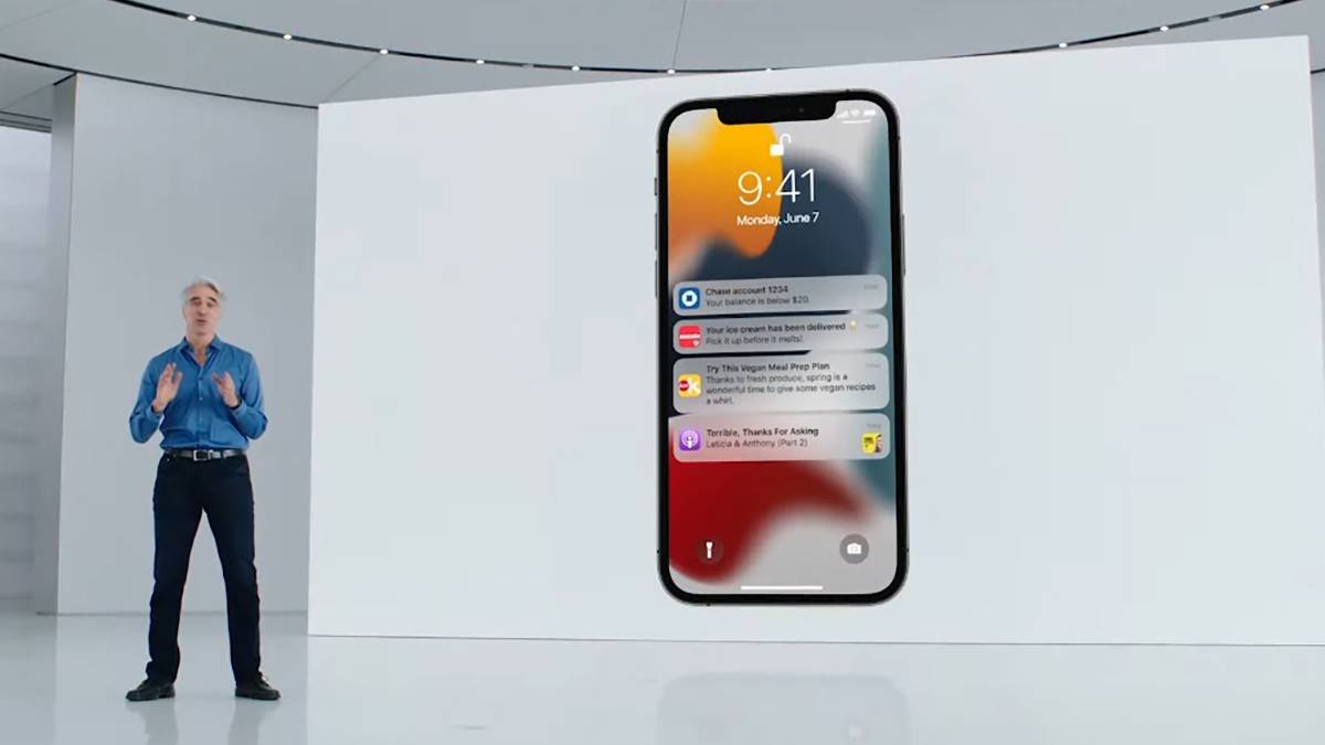 Apple's Craig Federighi next to a screen displaying notifications in iOS 15