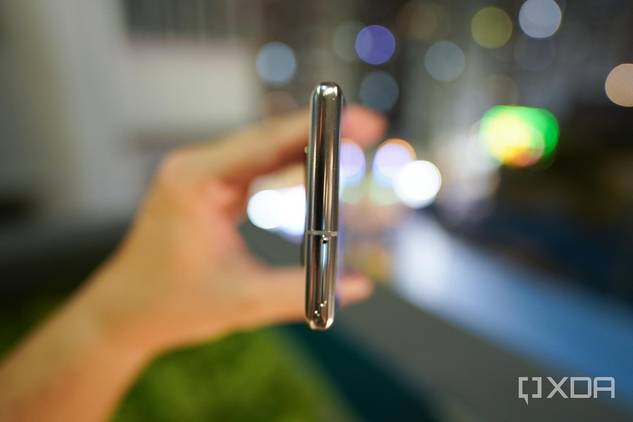 The Sharp Aquos R6 phone has an aluminum chassis.