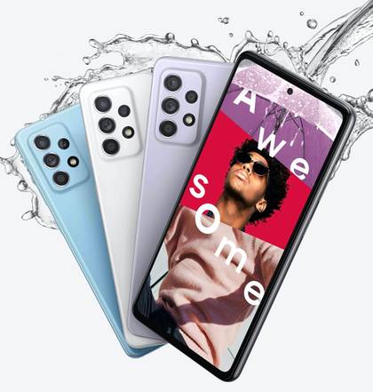 The 4G model of the Samsung Galaxy A52 gets the exact same colors as the 5G model.
