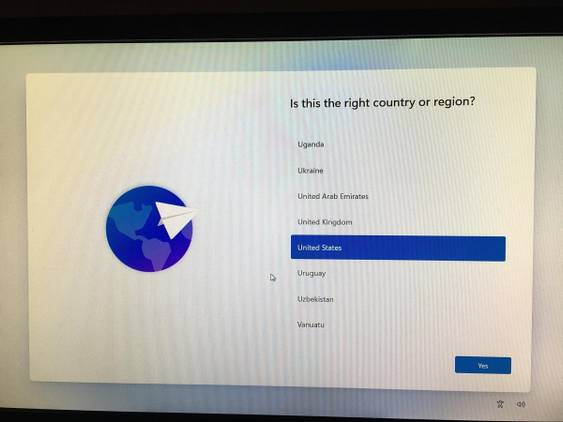 Language selection in the Windows 11 OOBE running on the Raspberry Pi 4