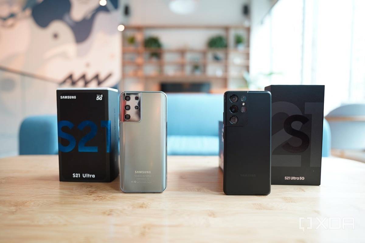 We bought a fake S21 Ultra for $100 and compared it to the real thing