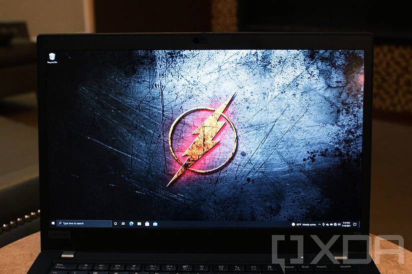 Close up of Lenovo ThinkPad T14 Gen 2 display