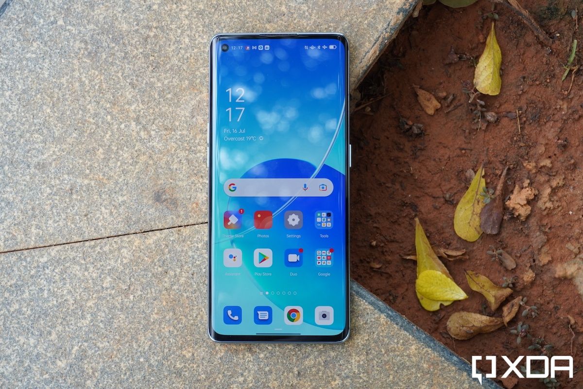 OPPO Reno6 5G Smartphone – 128GB/8GB RAM, Arctic Blue, 6,43 Zoll AMOLED, 65W SuperVOOC 2.0