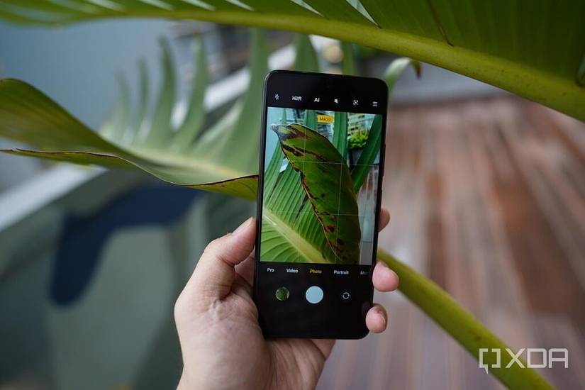 POCO X3 GT in macro shooting mode.
