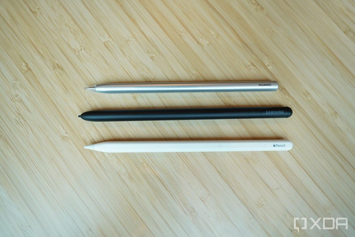 The S-Pen Pro (middle), with the Apple Pencil and Huawei M-Pencil.