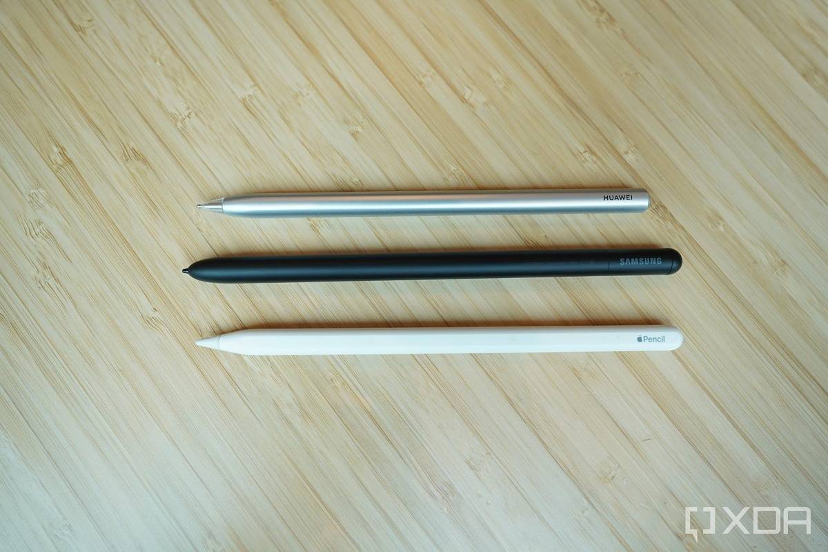 The S-Pen Pro (middle), with the Apple Pencil and Huawei M-Pencil.