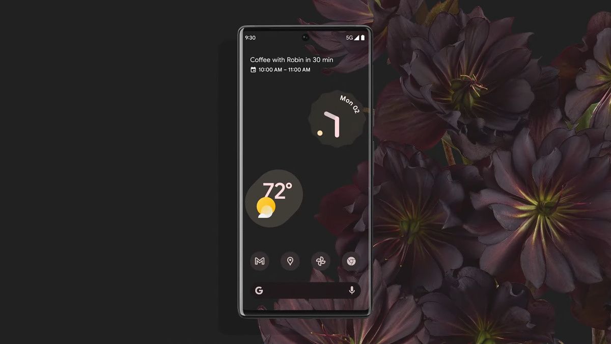 Google Pixel 6 Pro with Material You theming on Android 12