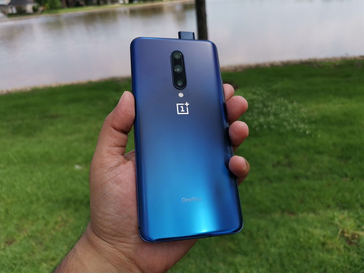 OnePlus rolls out OxygenOS 11.0.4.1 for the OnePlus 7 series