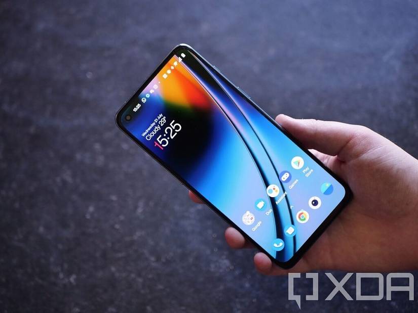 OnePlus Nord 2 front display