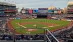 Picture of the field at Yankee Stadium
