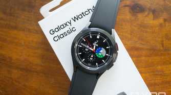Galaxy Watch 4 Classic on top of its box