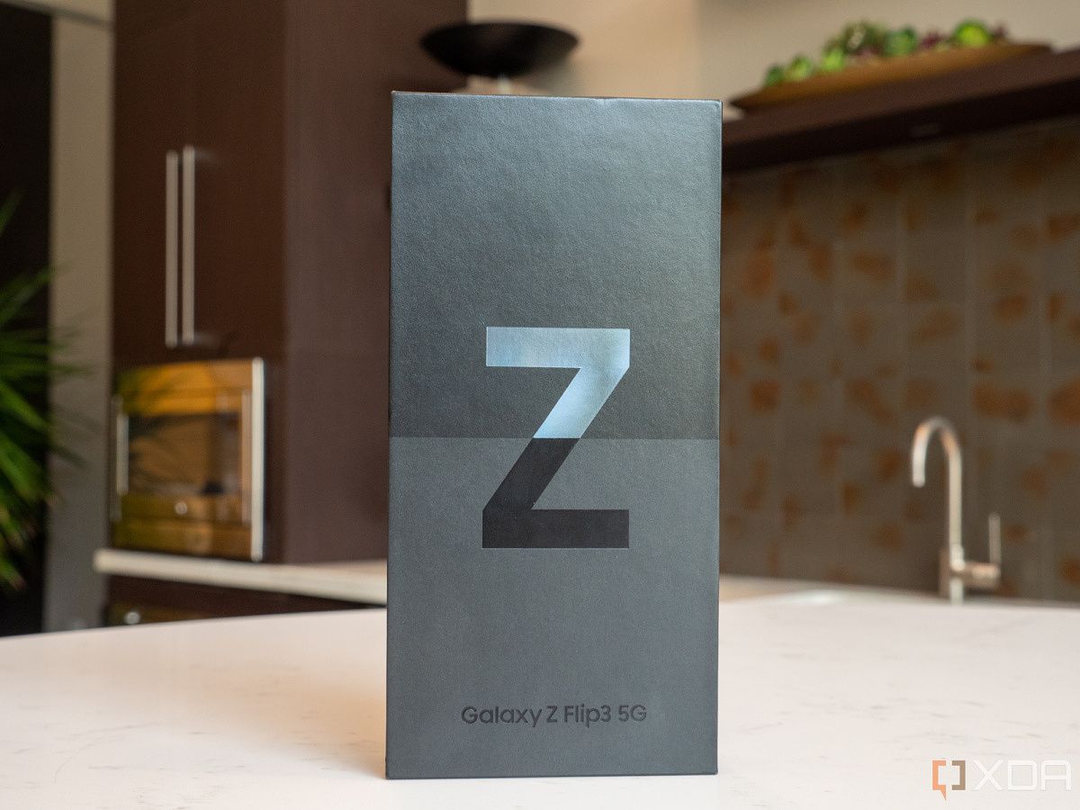 Samsung Galaxy Z Flip 3 Unboxing: What
