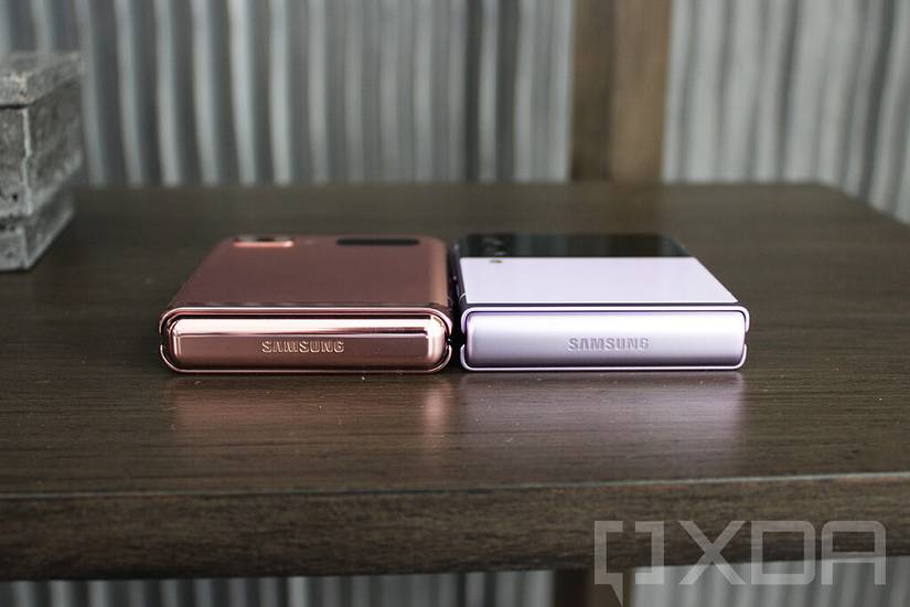 Samsung Galaxy Z Flip 5G and Galaxy Z Flip 3 hinges