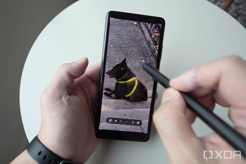 S Pen Pro with a Galaxy S21 Ultra