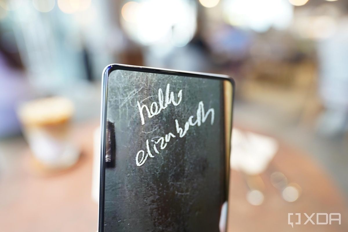 Mi Mix 4's hidden selfie camera
