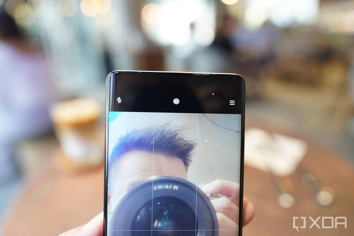Mi Mix 4's hidden selfie camera