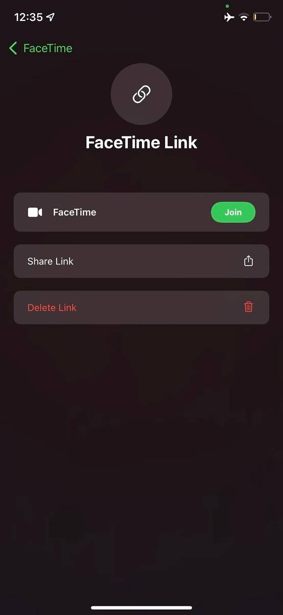 Screenshot showing a FaceTime link in iOS 15