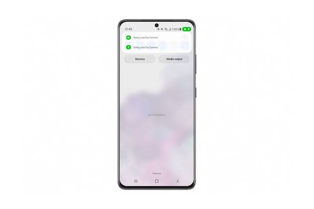 Android 12's privacy indicators in One UI 4
