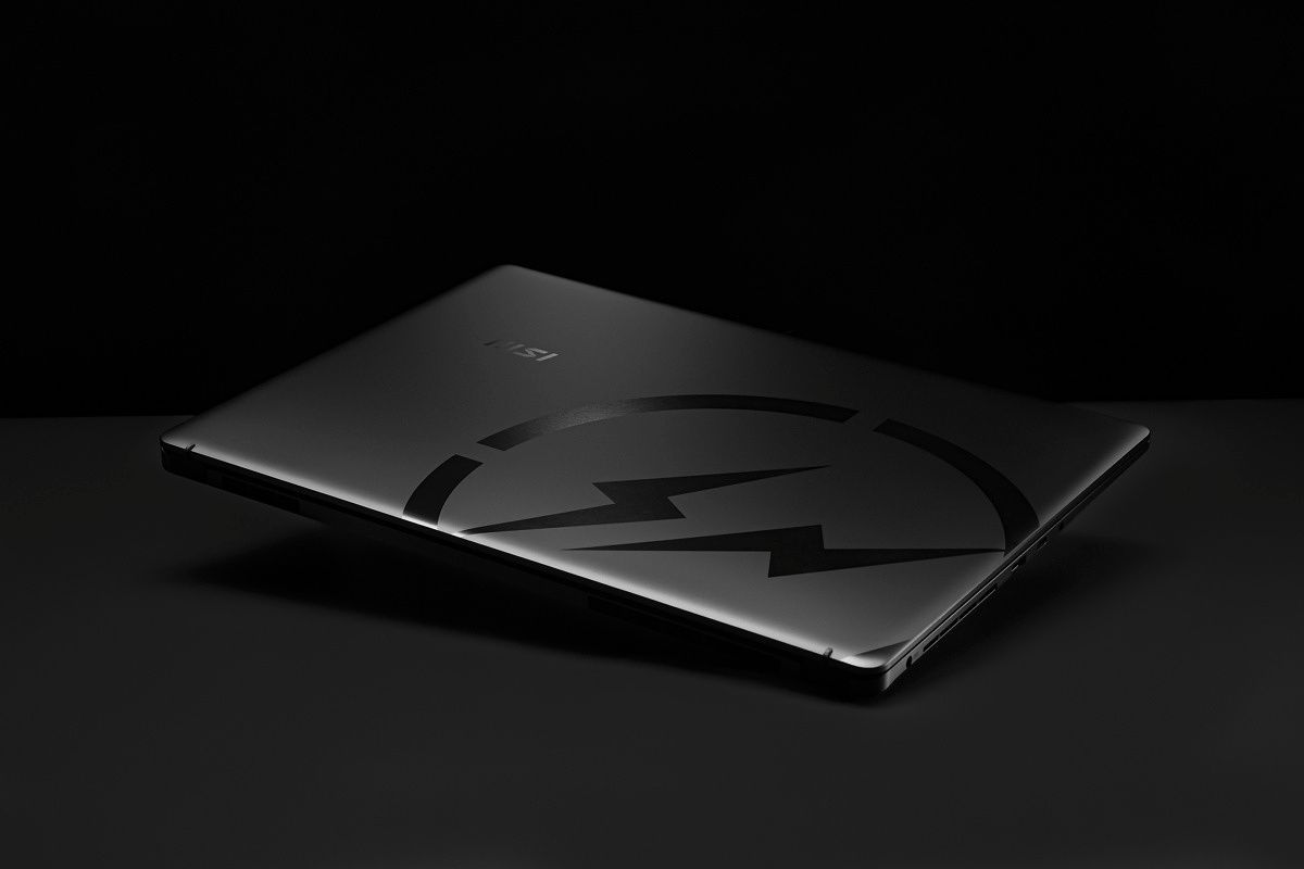 MSI Creator Z16 Hiroshi Fujiwara 本体 MSI introduces limited edition Creator Z16 laptop in black