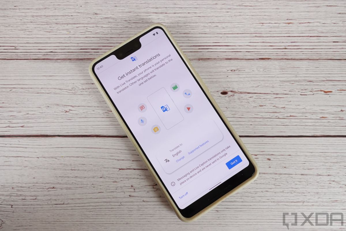 Live Translate setup on a Pixel 3 XL