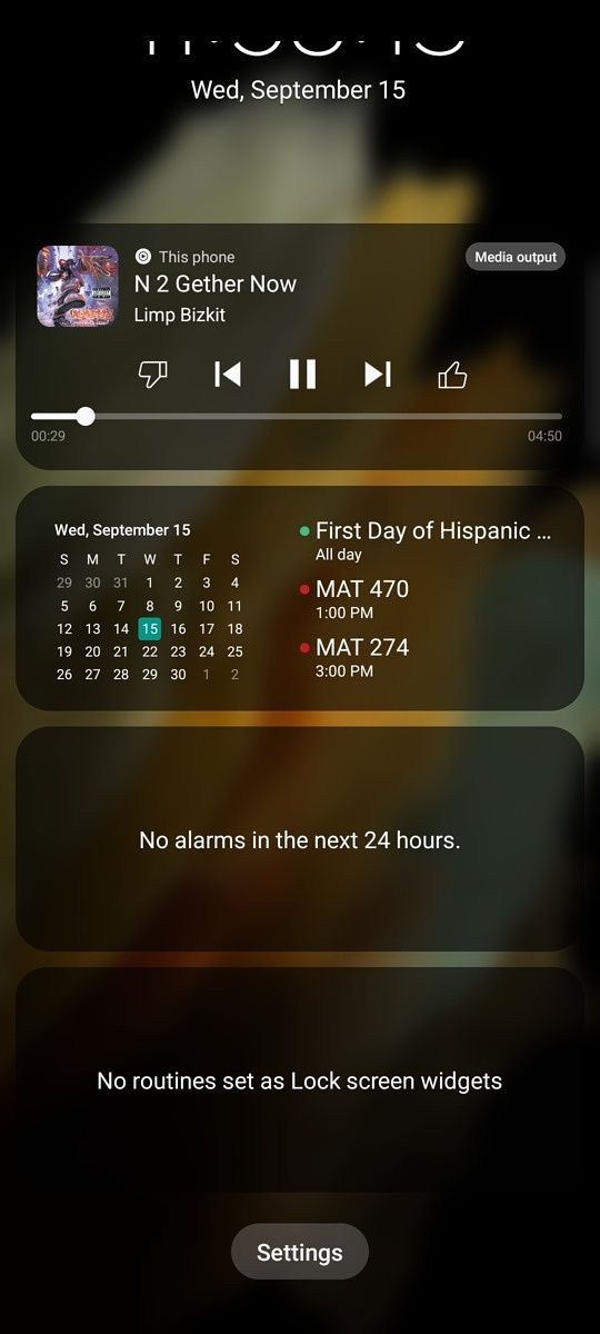 Samsung One UI 4.0 lock screen calendar