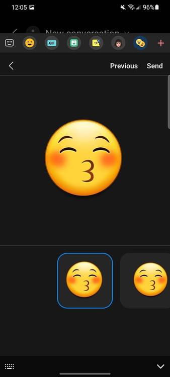Animated emojis in One UI 4.0
