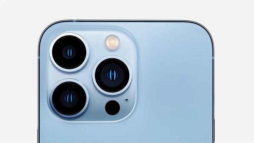 iPhone 13 Pro promo image