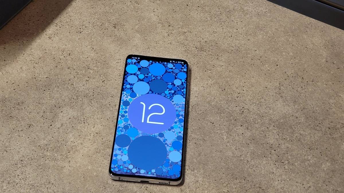 Samsung Galaxy S21 Ultra with the Android 12 Easter Egg