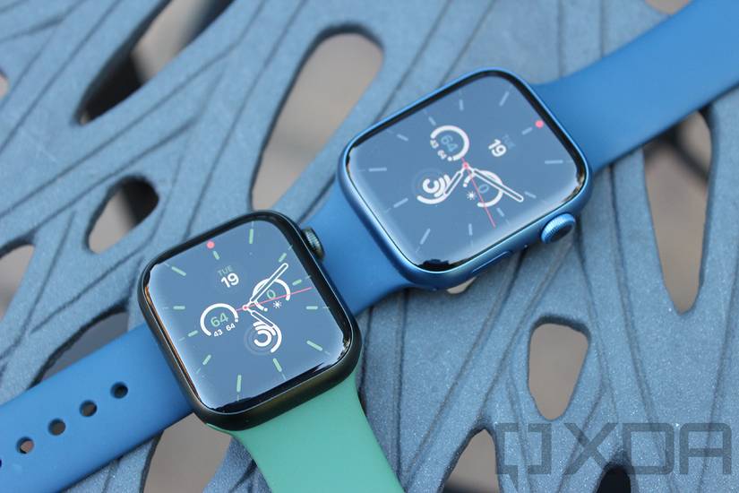 Apple Watch in 41mm and 45mm sizes