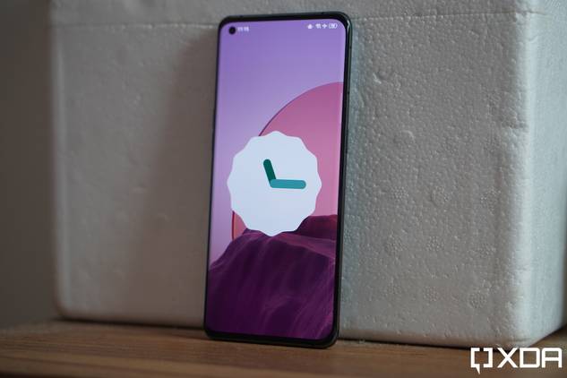Android 12 clock