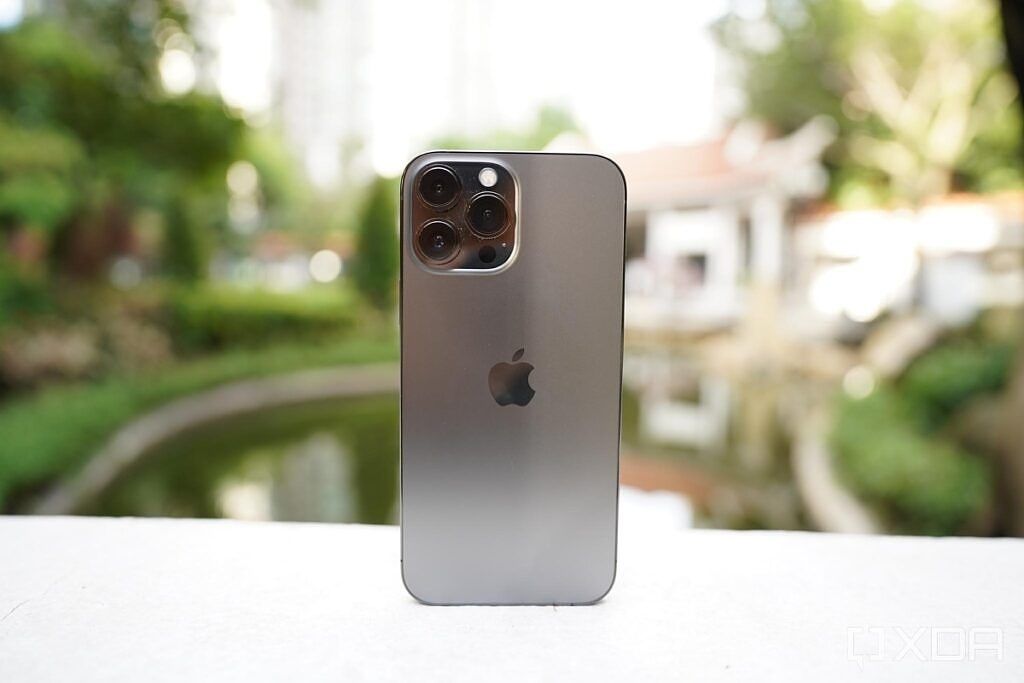 アウトレット オンライン Apple iPhone 13 promaxスペースグレー 本体