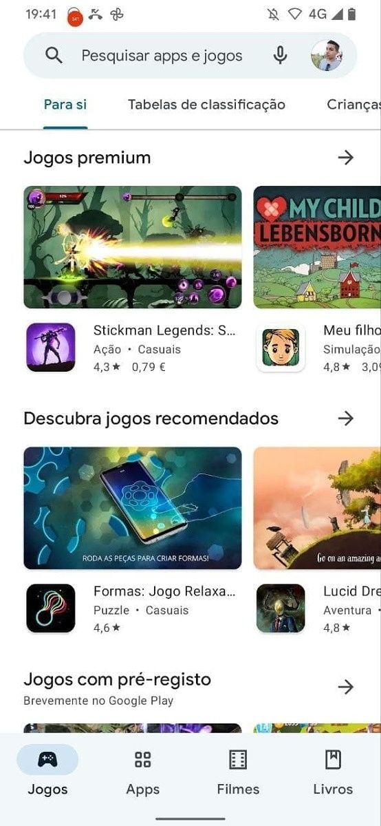 Google Play Store with Material You light mode