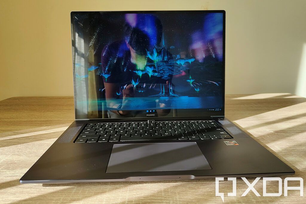 Huawei　MateBook Huawei MateBook 16 review: A great laptop, minus the webcam