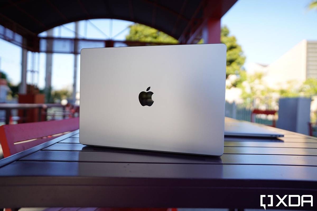 MacBook-Pro-M1-Max-2021-XDA- 