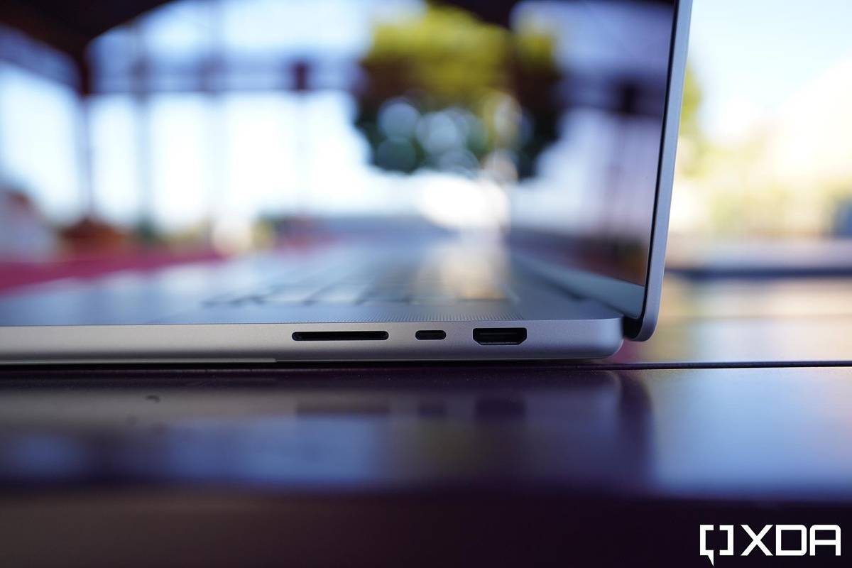 2021 MacBook Pro 16 with M1 Max