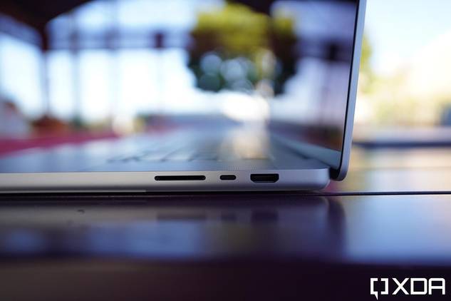 2021 MacBook Pro 16 with M1 Max