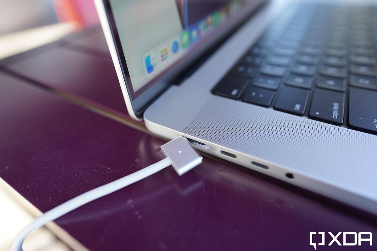 MagSafe on 2021 MacBook