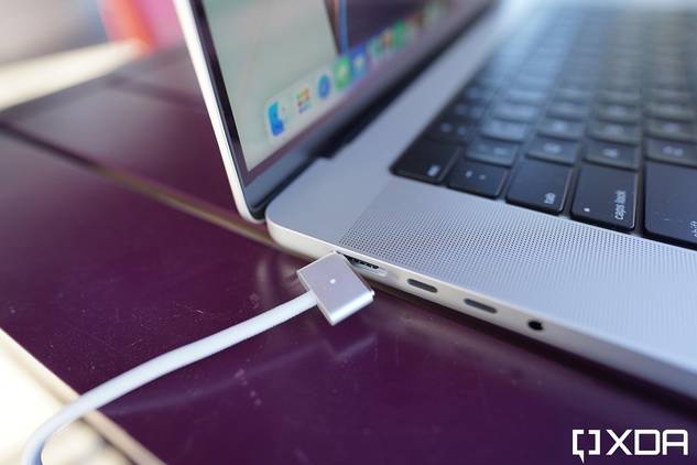 MagSafe on 2021 MacBook
