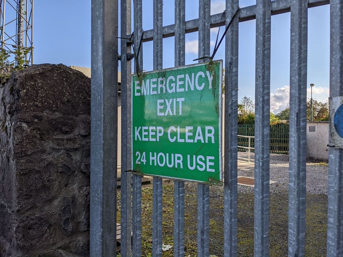 Pixel 5 Emergency exit