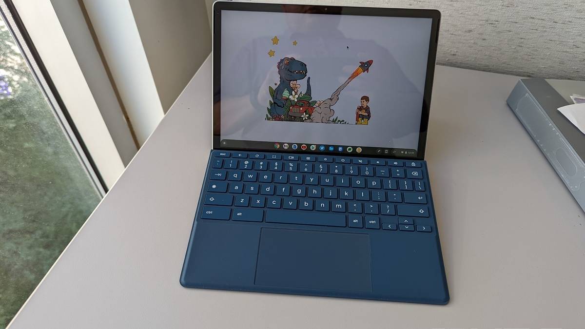 HP X2 11 front feature